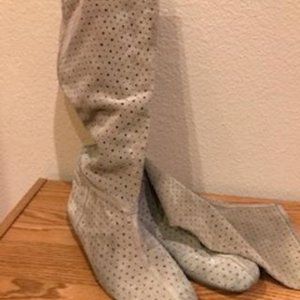 ARTURO  CHIANG Suede Boots